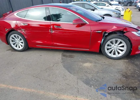 2019 Tesla Model S 100D/75D/Long Range/Standard Range из США, поврежденный, VIN 5YJSA1E21KF347539